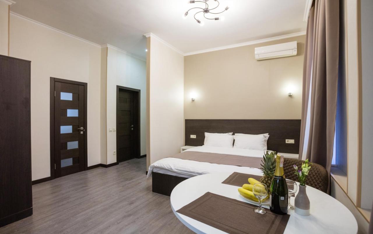 Khreshchatyk Apart Hotel Passage Kiev Esterno foto
